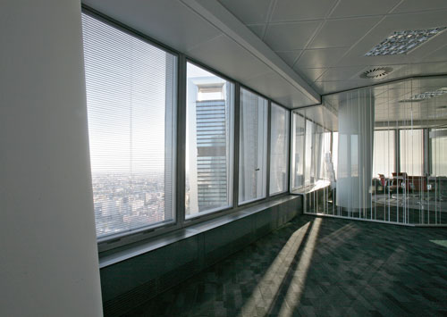 fotografía de la Torre de Cristal