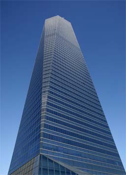 fotografía de la Torre de Cristal