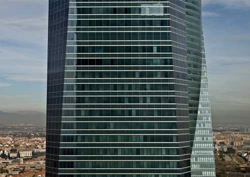 fotografía de la Torre de Cristal